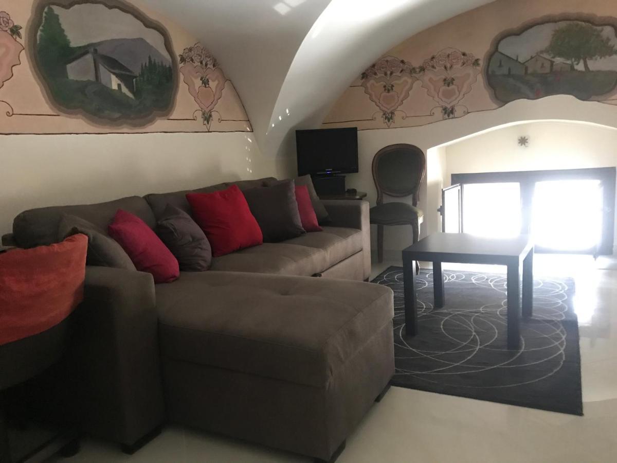 Donizetti House Apartman Catania-Fontanarossai nemzetközi repülőtér Kültér fotó