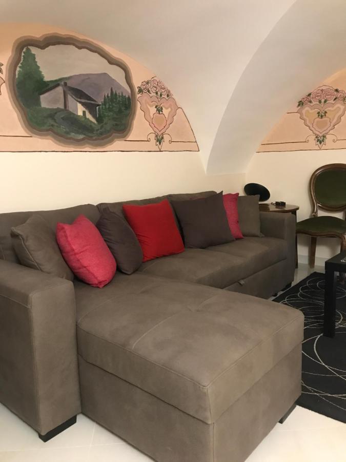 Donizetti House Apartman Catania-Fontanarossai nemzetközi repülőtér Kültér fotó